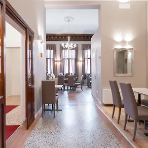 Palazzo Martinelli Dolfin Hotel